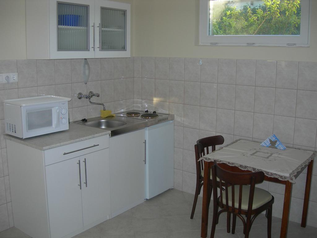 Radek Vendégház és Apartman Halászi Exterior foto