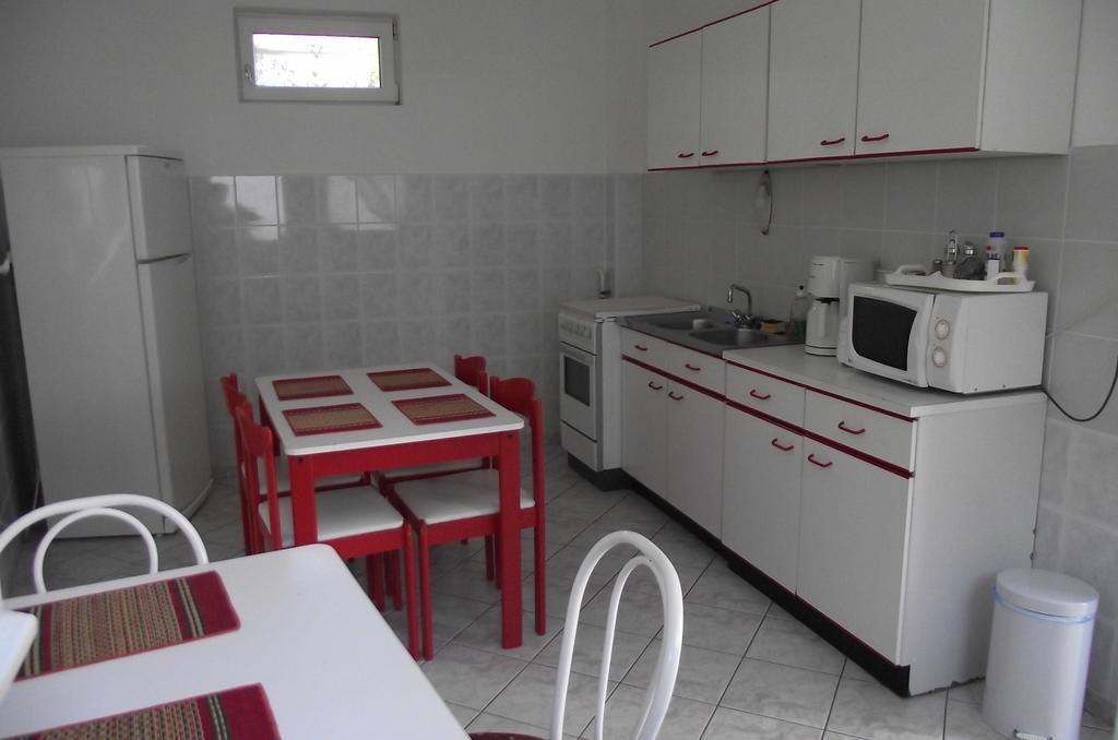 Radek Vendégház és Apartman Halászi Exterior foto